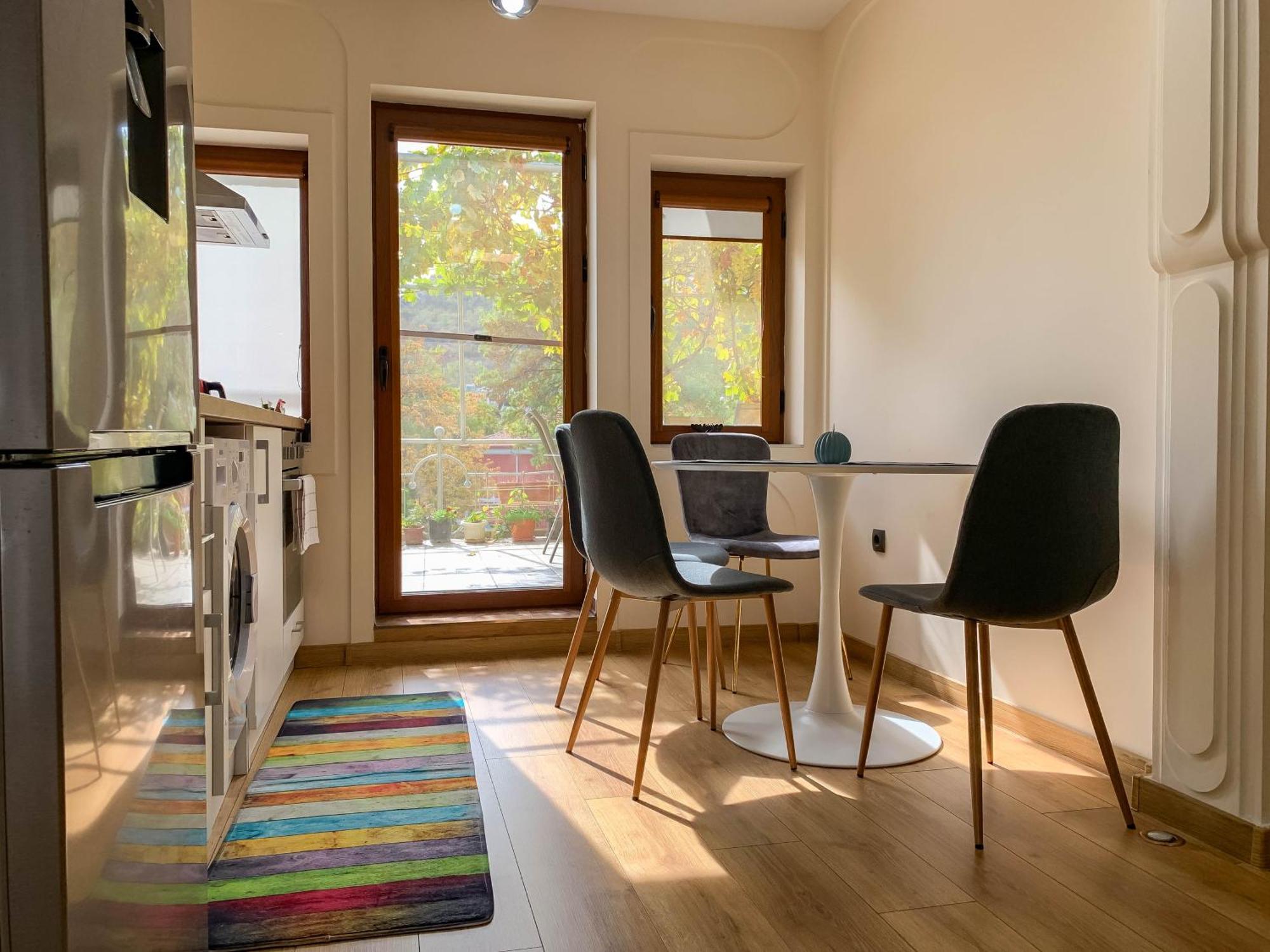 2-Bedroom Flat - Sunny Balcony Plovdiv Luaran gambar
