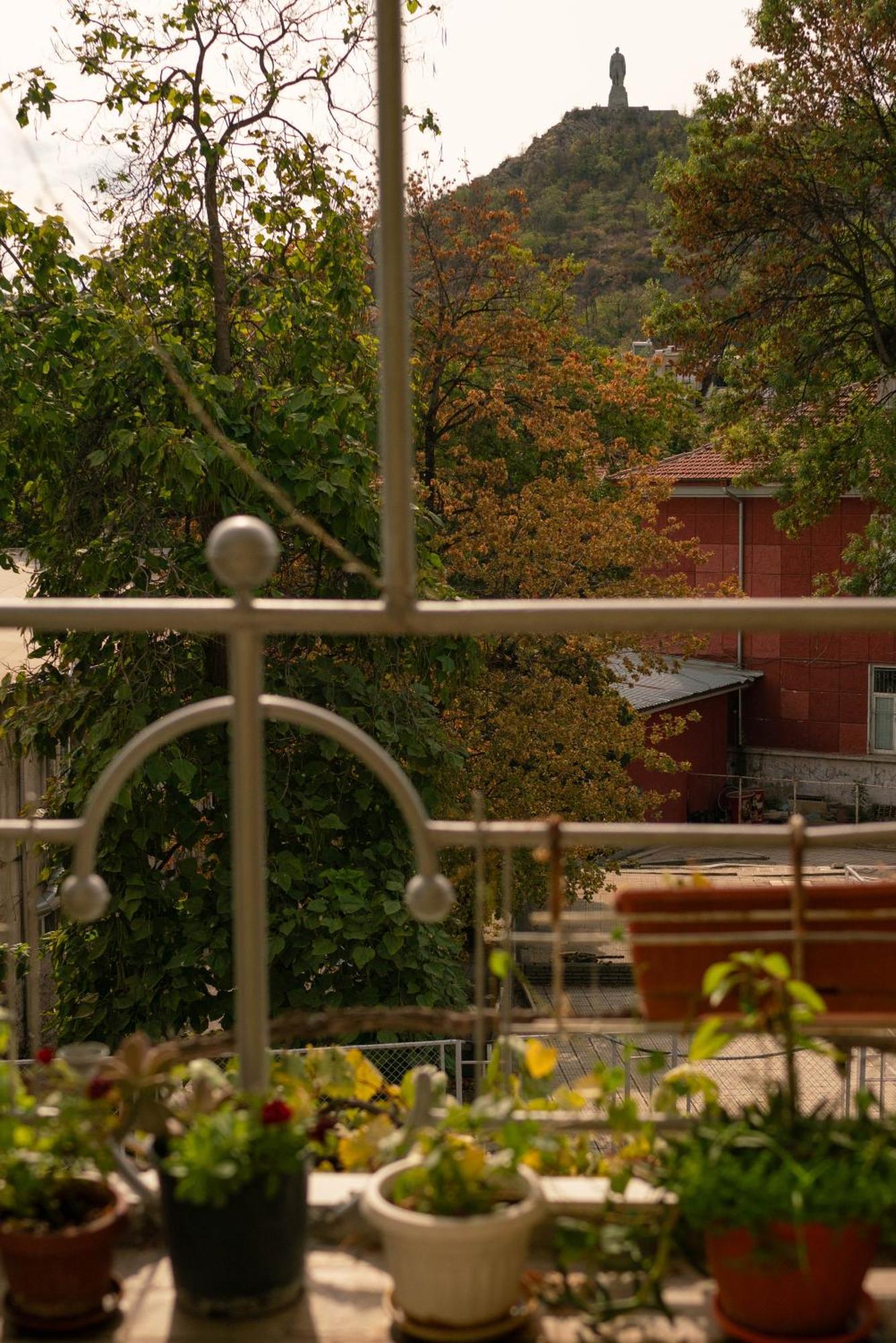 2-Bedroom Flat - Sunny Balcony Plovdiv Luaran gambar