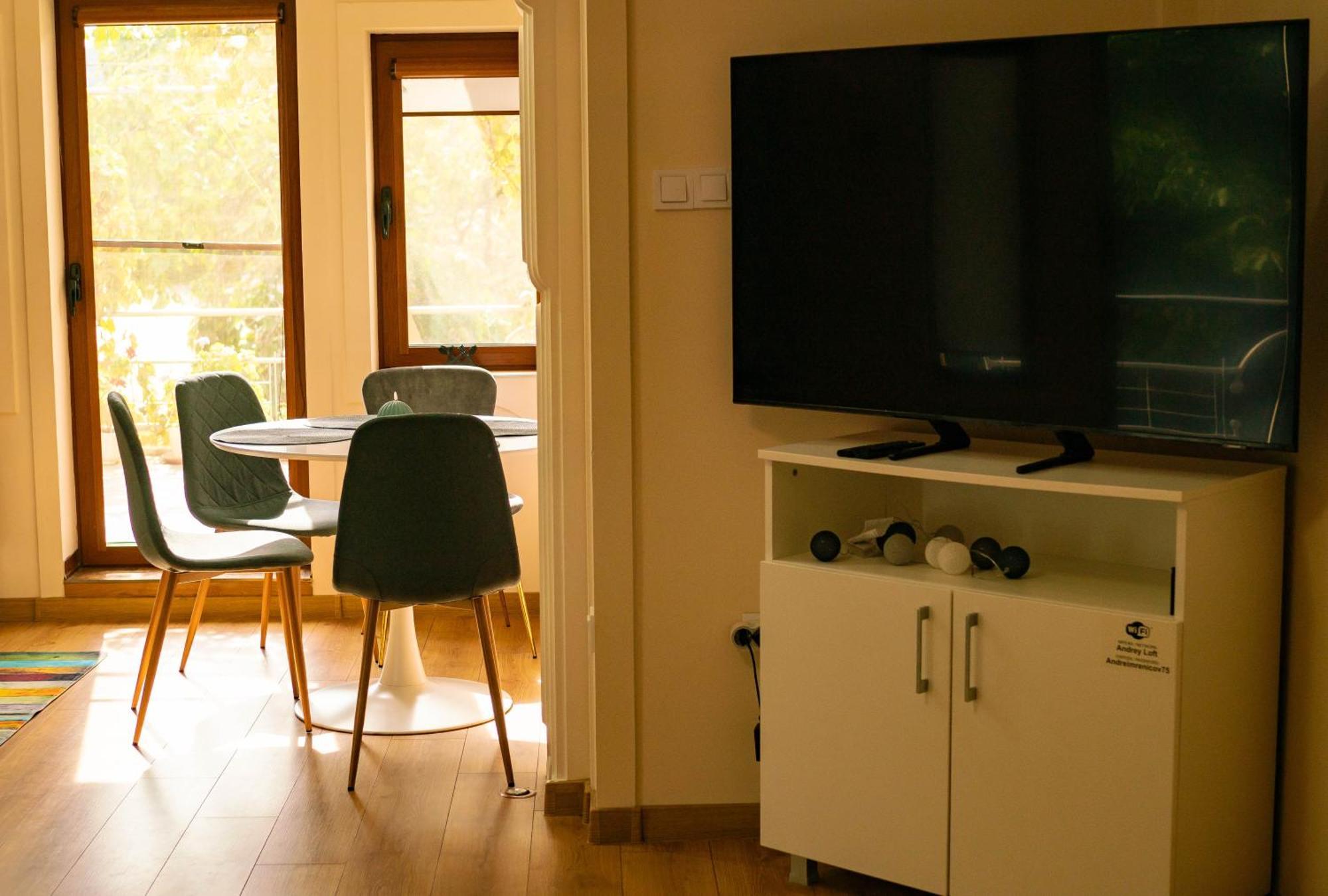 2-Bedroom Flat - Sunny Balcony Plovdiv Luaran gambar