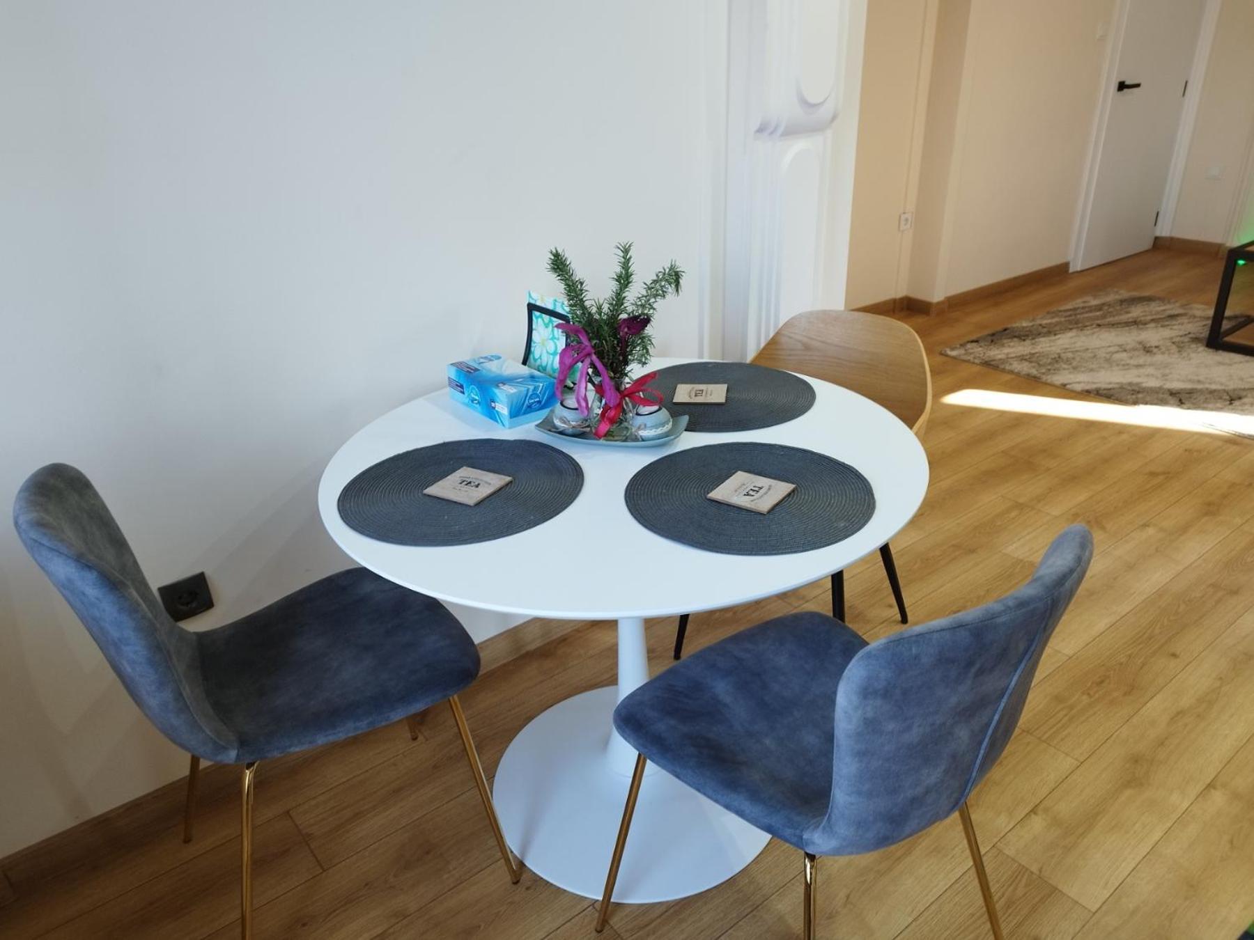 2-Bedroom Flat - Sunny Balcony Plovdiv Luaran gambar