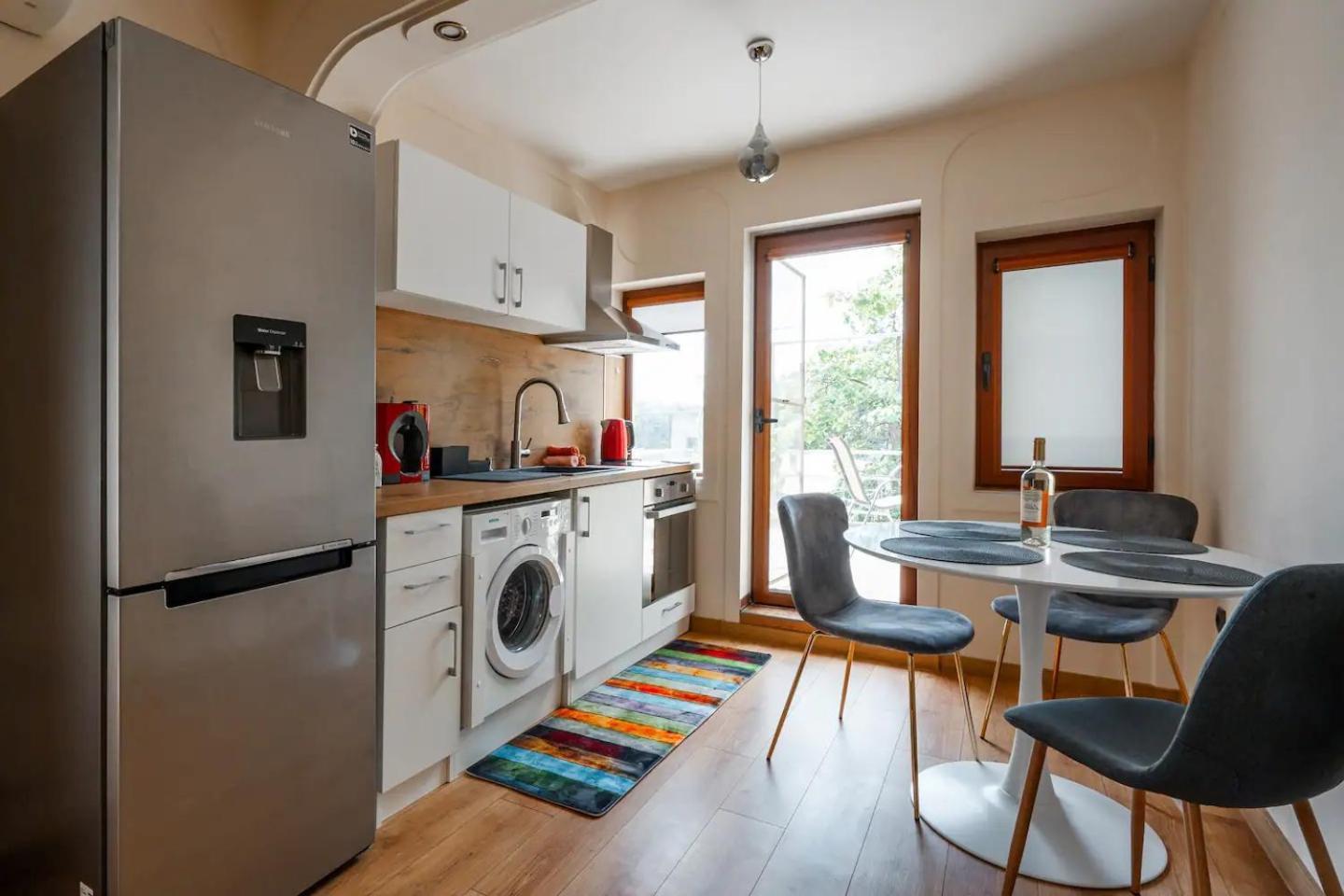 2-Bedroom Flat - Sunny Balcony Plovdiv Luaran gambar